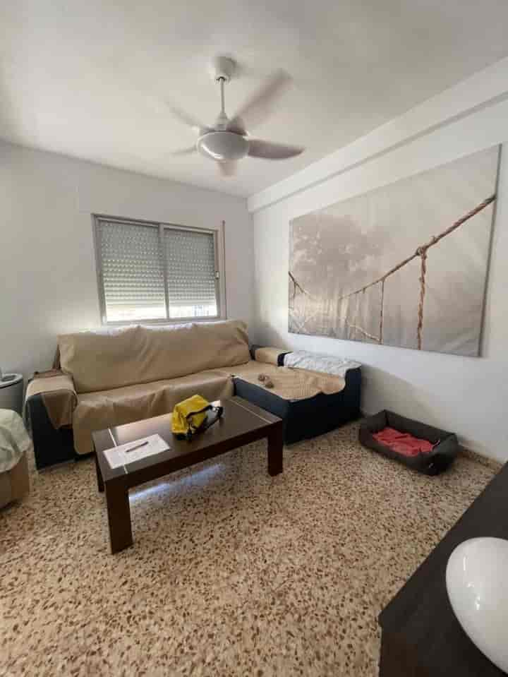 Charming 3-Bedroom Apartment in Santiago de la Ribera