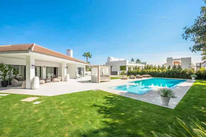 Charme Bungalow in Sunnybrook, CA