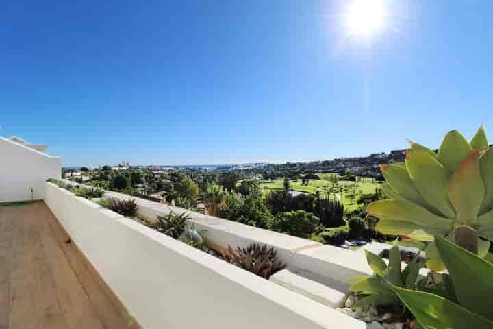 Stunning Penthouse in Royal Las Brisas Golf Course, Marbella