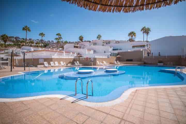 Charming Bungalow in Island Village Complex, Tenerife