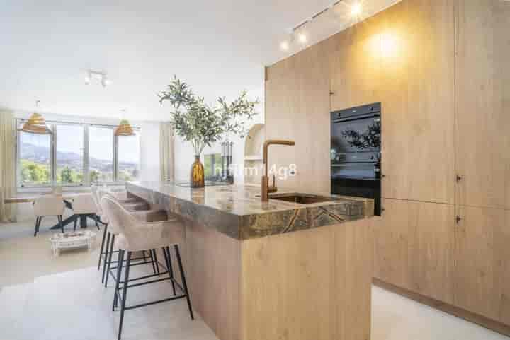 Elegante 3-Bedroom Townhouse in Nueva Andalucía Valle del Golf
