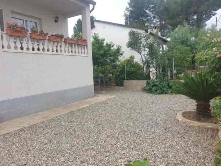 Charming Independent Chalet in Can Gordey, La Bisbal del Penedès