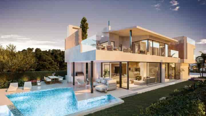 Neue Villas in El Higueron, Fuengirola mit Meerblick