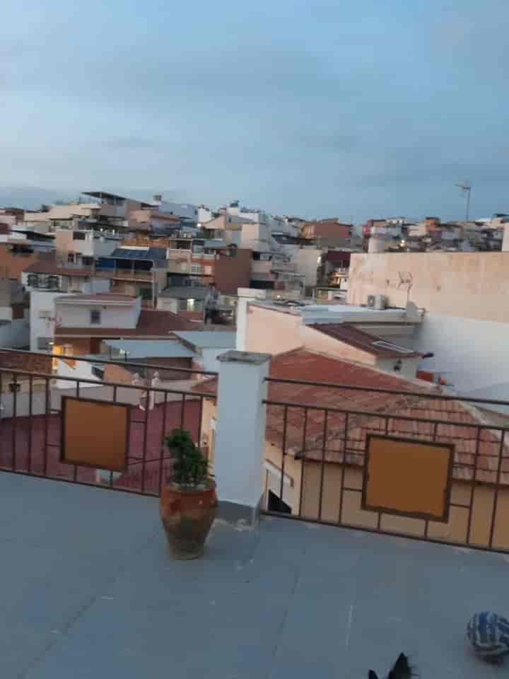 Cozy Málaga Home in Mangas Verdes