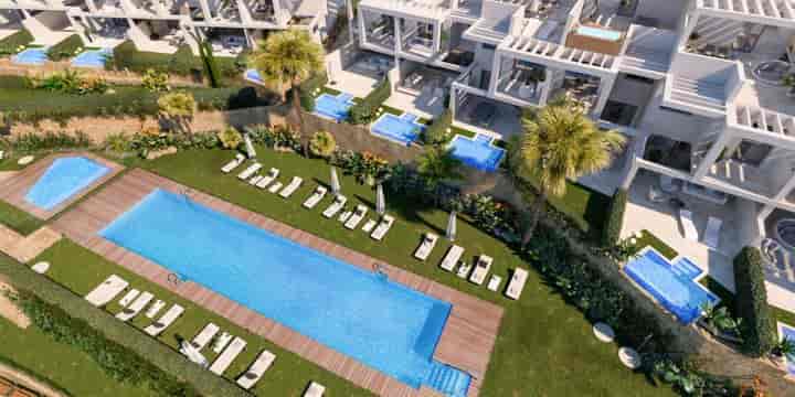 Stunning 3-Schlafzimmer Stadthäuser mit Meerblick in Manilva, Costa del Sol