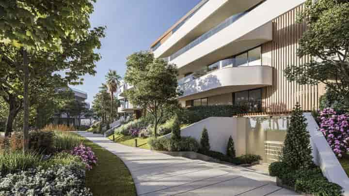 Luxurious Ground Floor Apartment in Unique Sotogrande Community