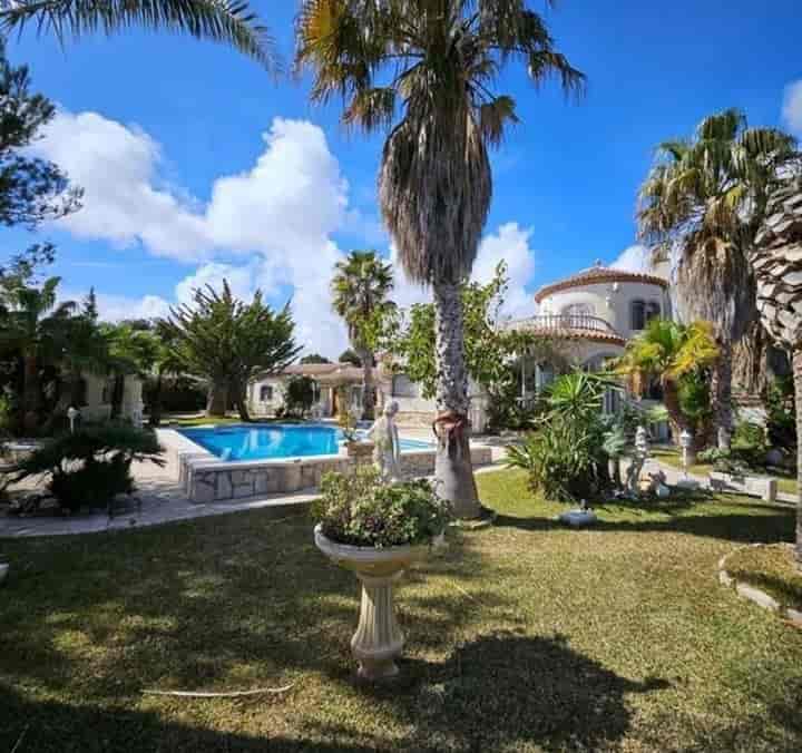 Spacious Detached House with Pool in Tres Calas, L'Ametlla de Mar