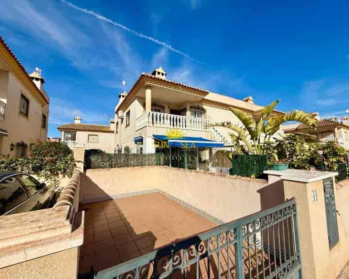 Charming Bungalow for Rent in Villamartín, Orihuela