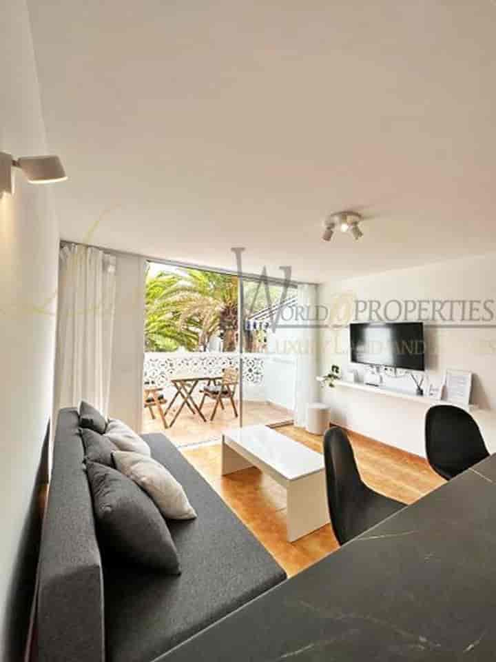 Charming First-Floor Apartment in Playa de las Américas, Tenerife