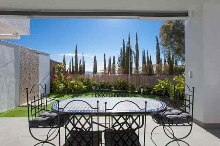 Ground Floor Luxury Apartment with Private Garden in Almuñécar