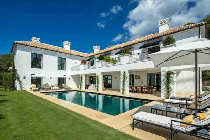 Luxury Living in Marbella's Cascada de Camojan