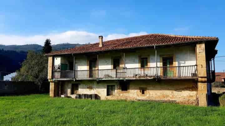 Charming Stone Manor in Barros, Los Corrales de Buelna