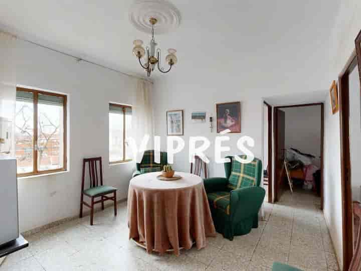 Charming 3-Bedroom Apartment in Aldea Moret, Cáceres