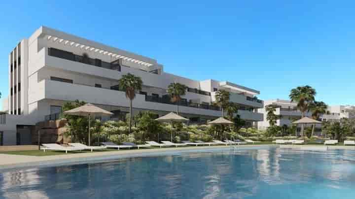 Luxurious New Homes in Estepona: Your Dream Oasis Awaits!