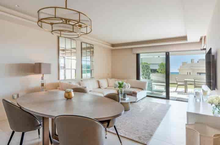 Stunning 2-Schlafzimmer Apartment in Velaya, New Golden Mile