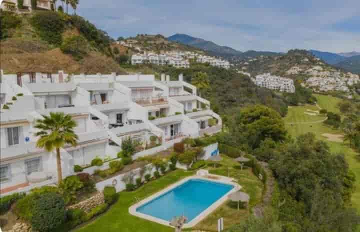 Luxus-Apartment mit atemberaubendem Blick in La Quinta, Benahavís