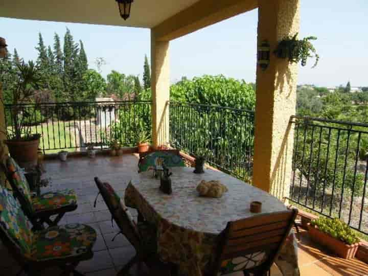 Charming Finca for Sale in Daya Nueva, Spain