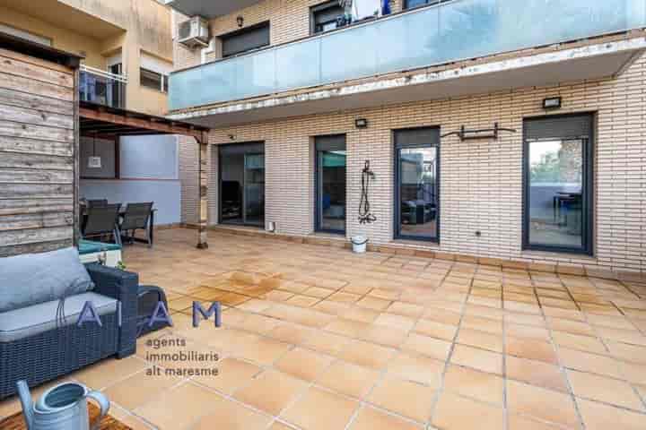 Charming 3-Bedroom Apartment with Stunning Terrace in the Heart of Madrid