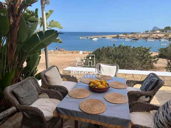 Cozy Beachfront Flat in Port d'es Torrent - Winter Rental