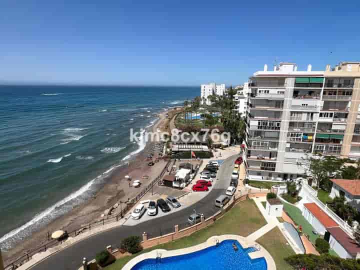 Потрясающая отремонтированная студия Beachfront в Калахонде, штат Михас Коста