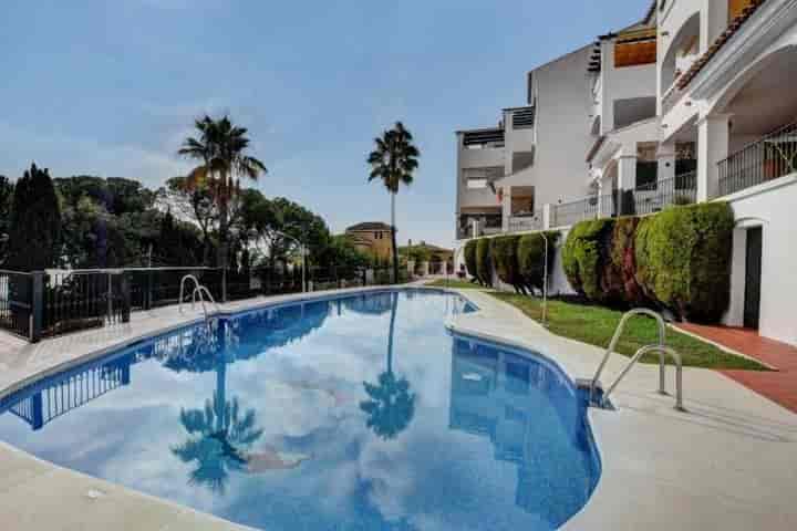 Charming 2-Bedroom Apartment with Sea Views in Benalmadena Pueblo