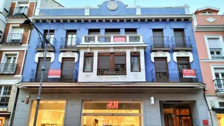 Stunning New Duplex for Sale in Central Palencia