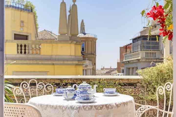 Exclusive Attic Living in the Heart of Granada