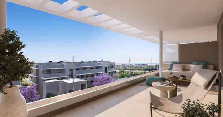 Stunning Sea View Apartment in the Heart of the Golden Mile, Marbella