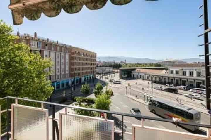 Stunning 5-Bedroom Apartment with Views in Granada