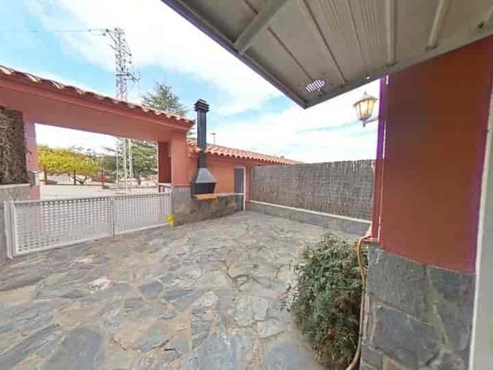 Charming Semi-Detached Home in Sant Sadurní d'Anoia