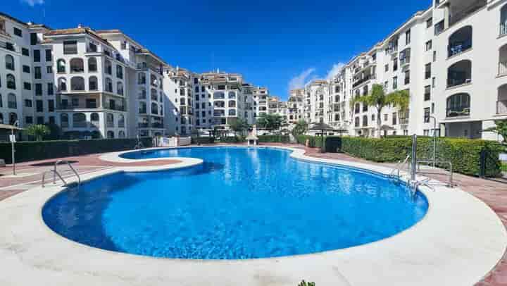 Stunning 3-Bedroom Beachside Apartment in Marbella