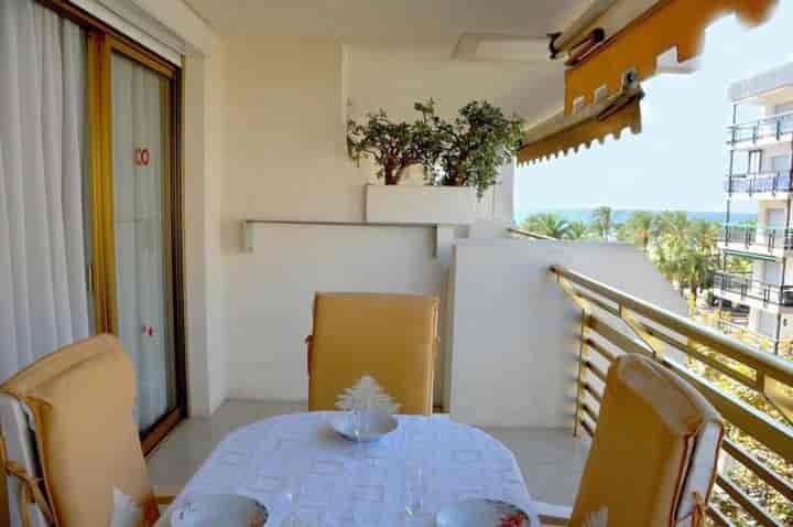 Stunning 1-Bedroom Apartment in Novelty, Salou with Tourist License