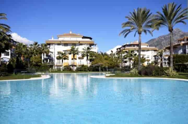 Fantastisk 3-rums lägenhet i Puerto Banús, Marbella
