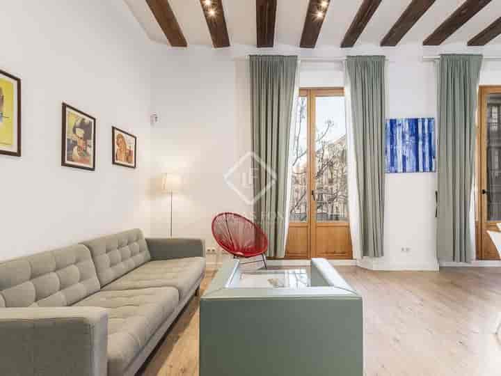 Charming Apartment in Historic Building - El Born, Barcelona