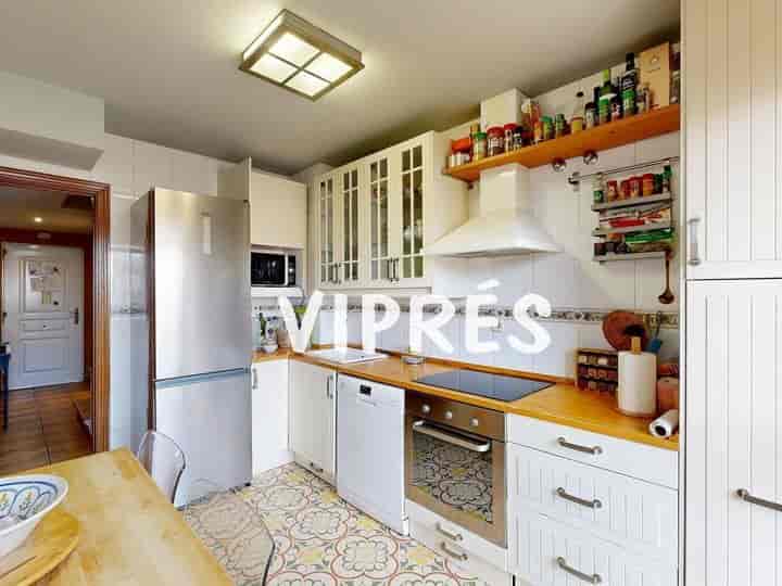 Spacious Family Townhouse in Abadías