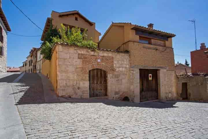 Charming Casa Singular in Historic Simancas