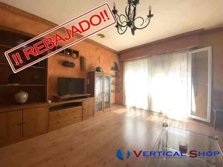 Spacious 4-Bedroom Apartment in the Heart of Caudete, Albacete