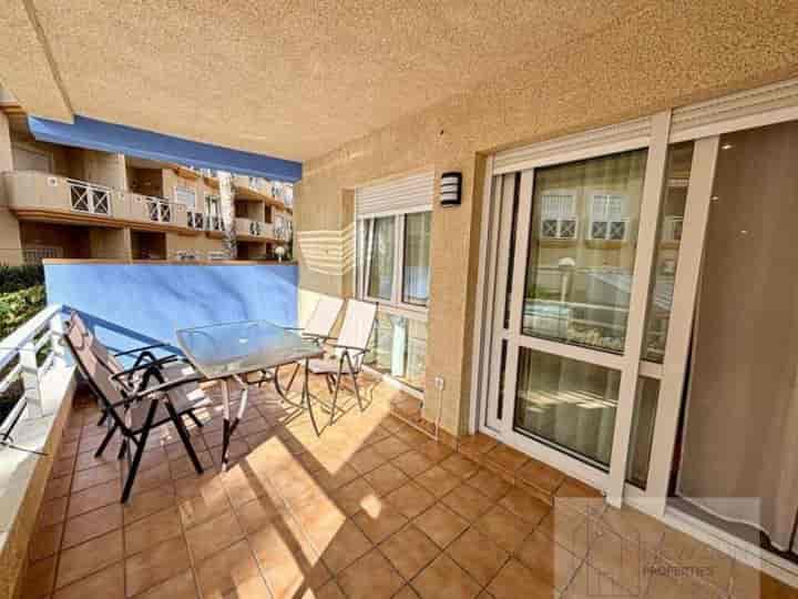 Charming 2-Bedroom Apartment Near the Sea in [Location]