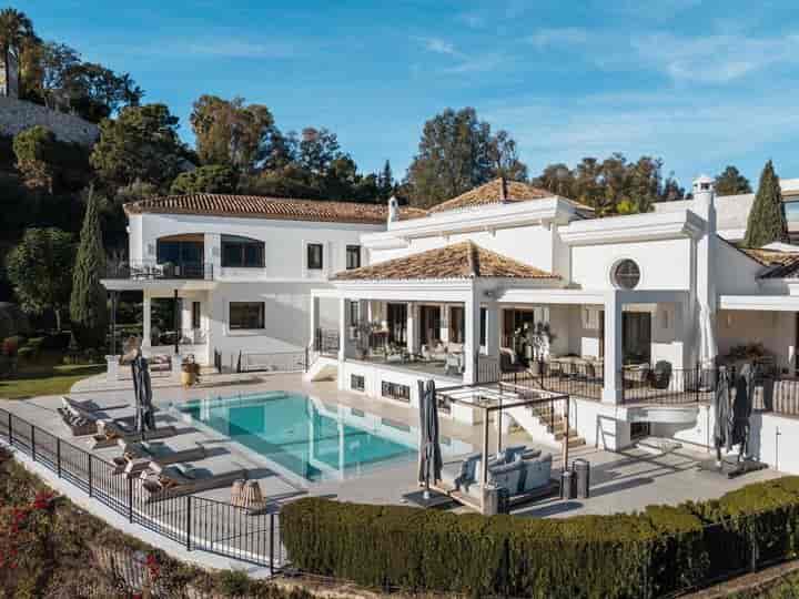 Luxurious 7-Bedroom Villa in El Herrojo Alto, Marbella