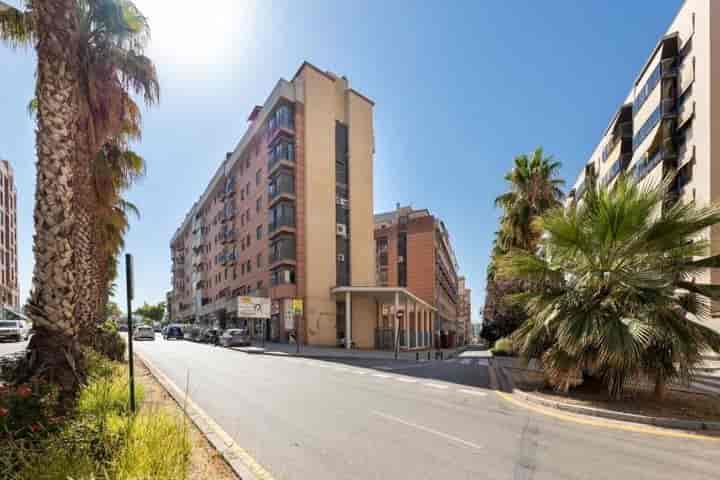 Sunny Corner Apartment in Parque Almunia Near the Computer Science Faculty