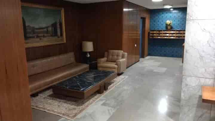 Spacious 4-Bedroom Apartment in Prime Moncloa, Madrid