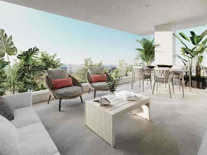 Apartamento soleado en planta baja de 3 pisos en Playamar-Los Alamos