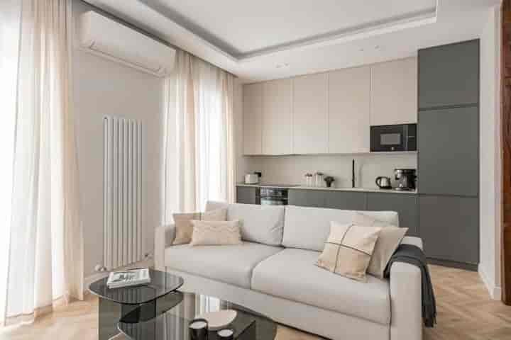 Charming 3-Bedroom Apartment in Central Madrid