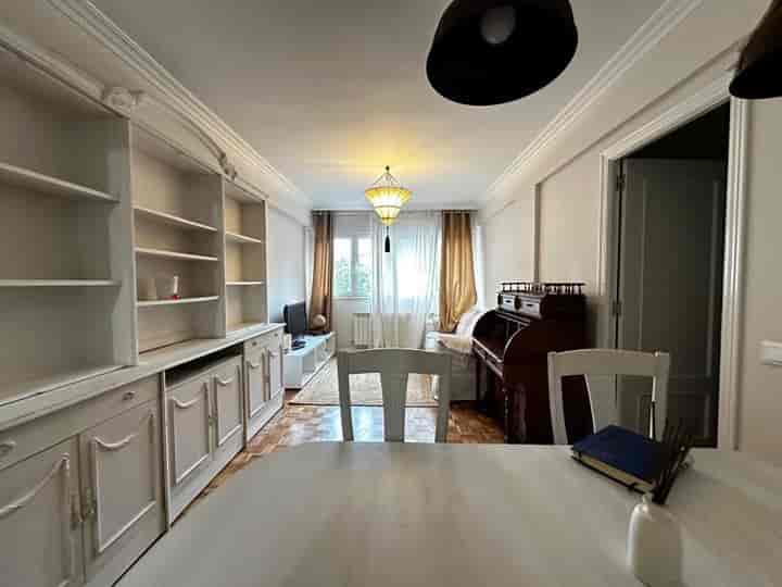 Sunny 3-Bedroom Gem in the Heart of Maliaño for Rent