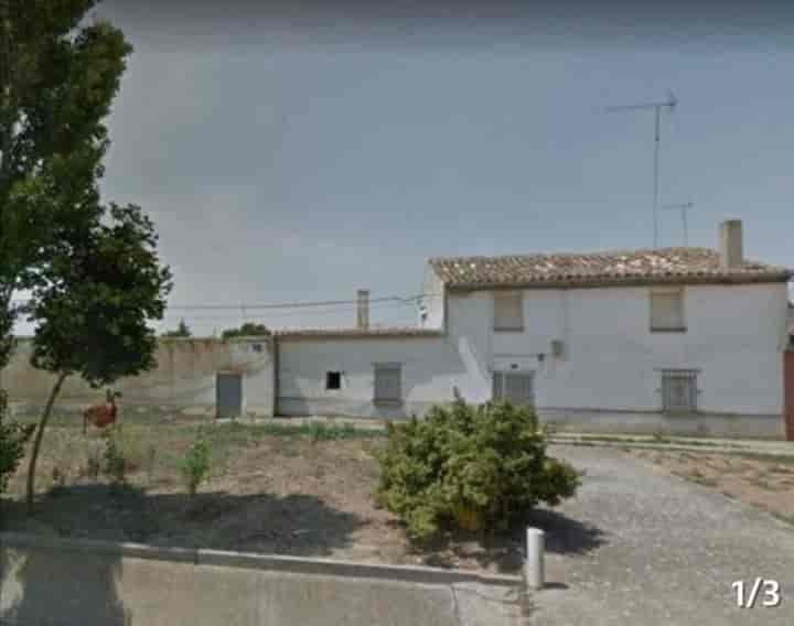 Charming Rural Home for Sale in Lomas, Palencia