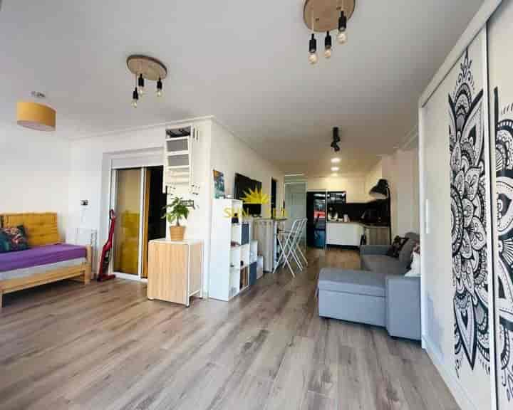 Cozy 1-Bedroom Apartment in Torrevieja Near La Veleta Beach