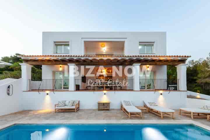 Stunning 5-Bedroom Villa in Can Besso, Ibiza