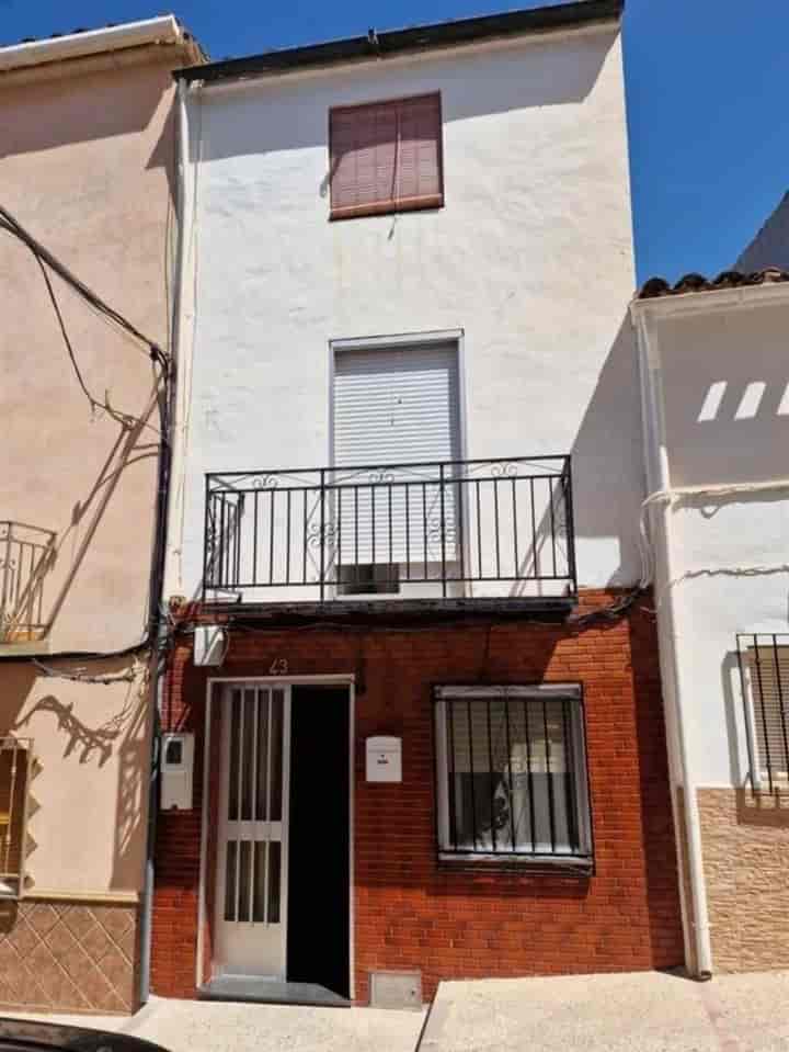 Charming Semi-Detached House in Valdepeñas de Jaén, Andalucía