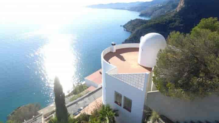 Stunning Villa with Sea Views in Cerro Gordo, Almuñécar