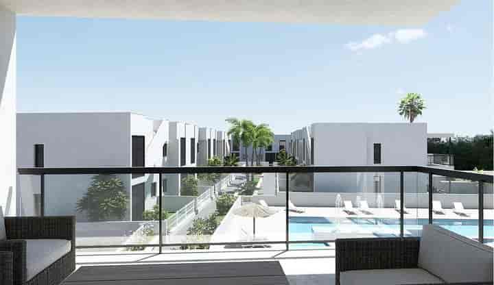 Stunning New Build Apartments in Torre de la Horadada - Just Steps from the Beach!